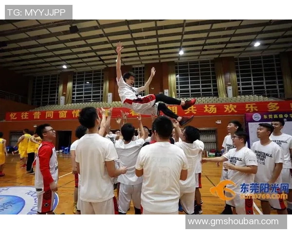 足球队长与蓝球队长的荣耀对决与团队精神的较量